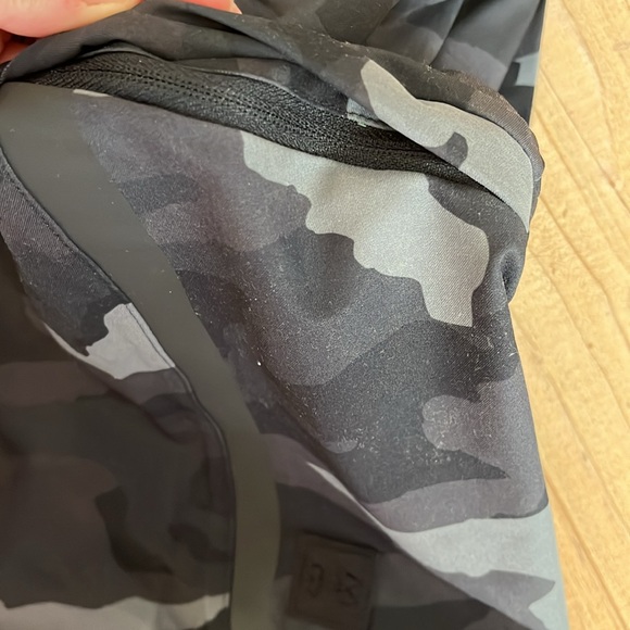 Under Armour Men's Camo unstoppable Shorts - Picture 5 of 5
